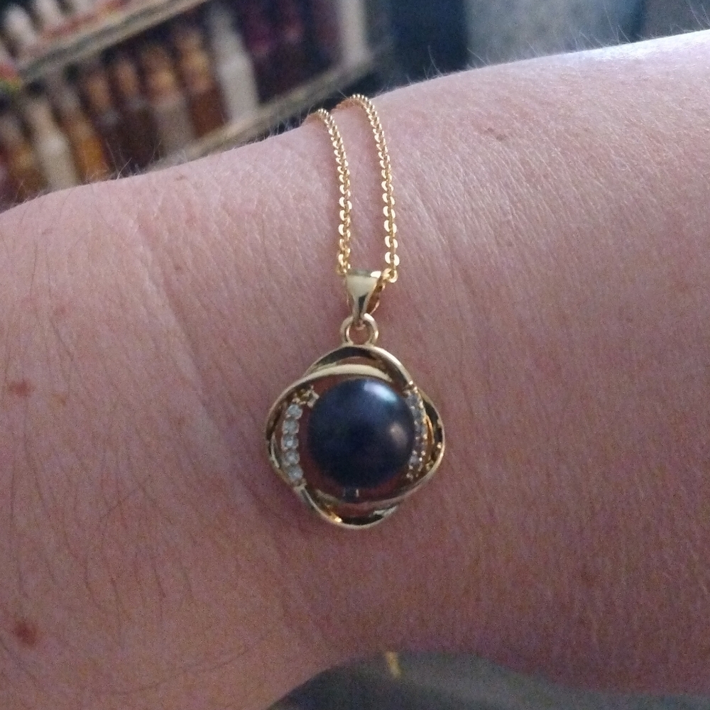 Vintage Estate 14k Gold Over Silver 11mm South Sea Pearl Diamond Accent Necklace